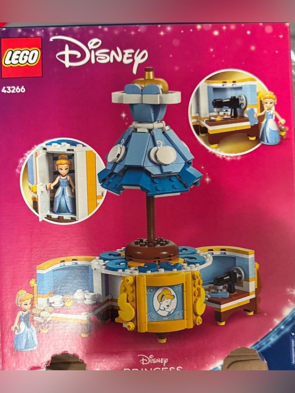 Disney Cinderella Dress Display Playset - Blue, Yellow, White